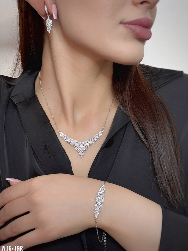سرویس نقره جواهری با ظاهری لوکس و شیک با عیار 925