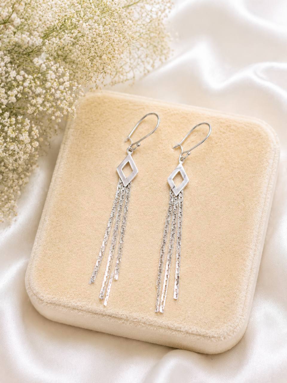 گوشواره نقره با عیار 925